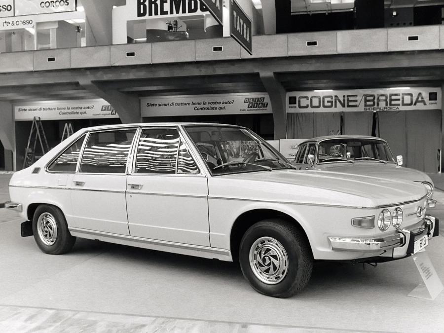  Tatra T613 1974 года  (фото 2 из 21)